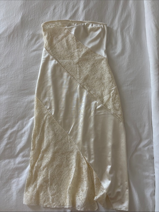 Altar'd State Dresses & Skirts - Altar'd State Strapless Satin & Lace Ivory Dress